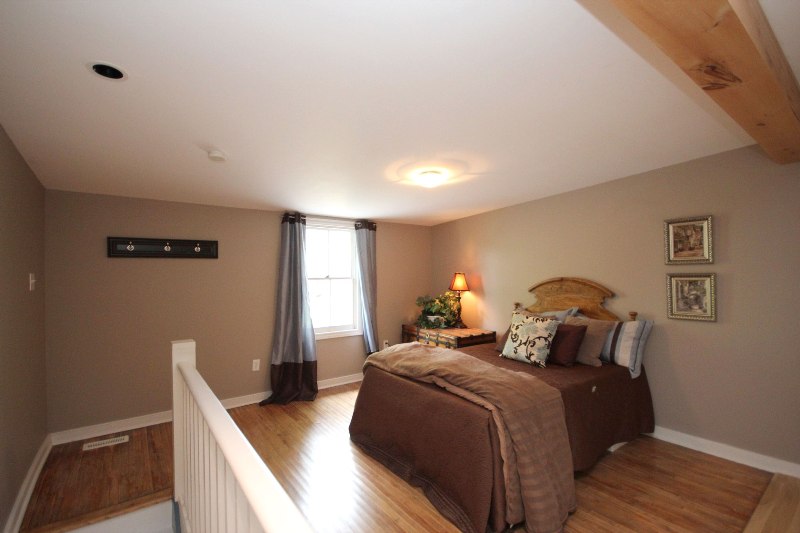 master after paint Realty Difference Staging