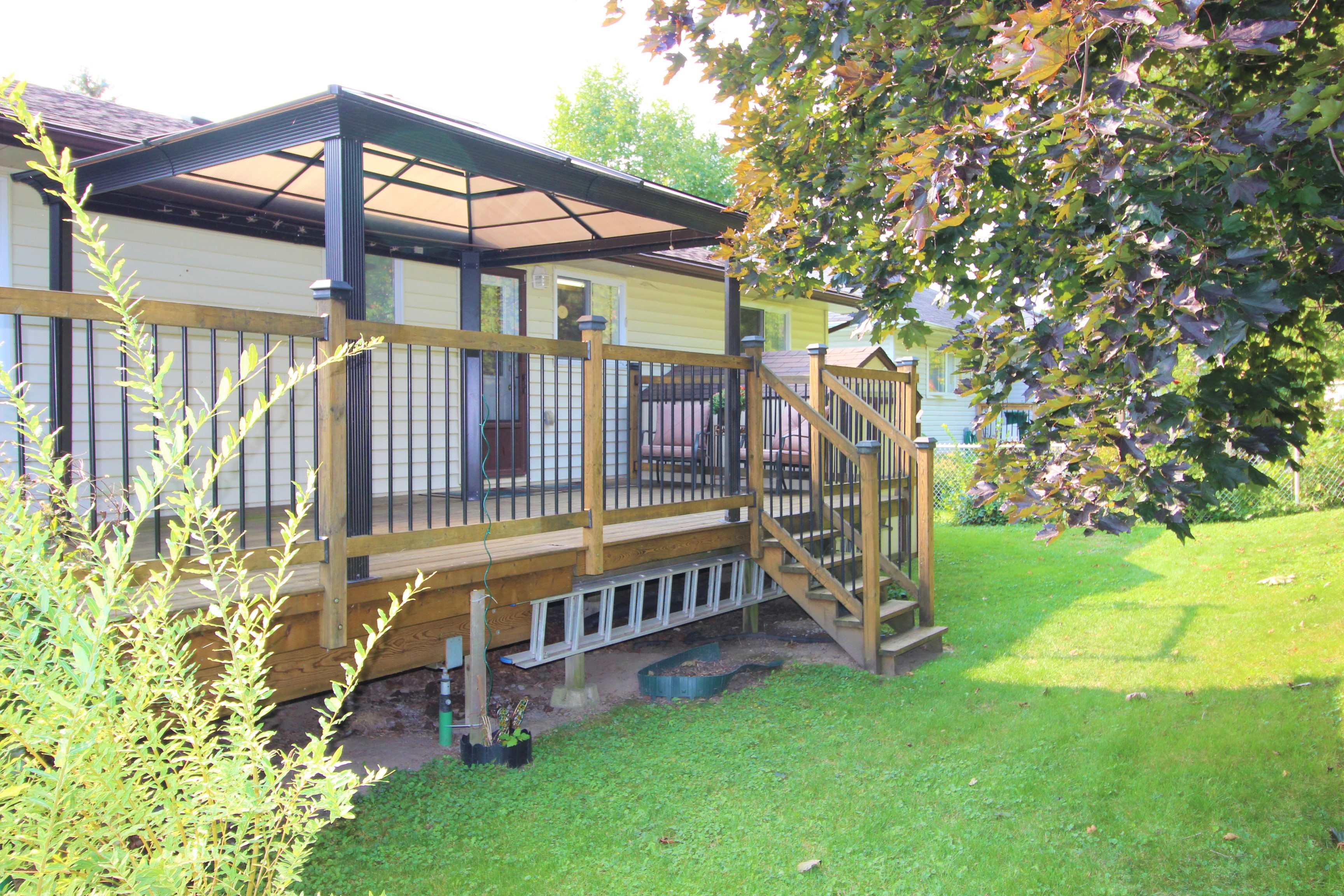 137 Shoreline Crescent, Napanee, Ontario    - Photo 4 - RP9704014972